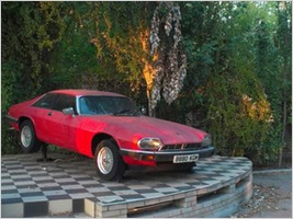     Jaguar XJ-S  