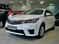 Toyota orolla 2013  .  