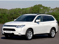 Mitsubishi Outlander:      21 500 .