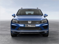 Volkswagen   2015 Touareg 