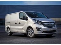  Opel Vivaro  Movano