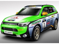 Mitsubishi Outlander PHEV    Asian Cross Country Rally 2014