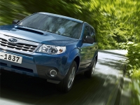   : Subaru Forester    21 000 .!