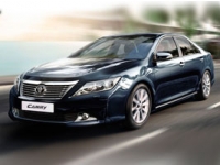 Toyota Camry -  