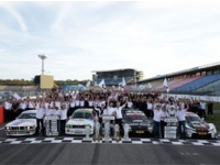 BMW  DTM: 12 , 64     .