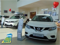  Nissan Qashqai  Nissan X-Trail       - 2015