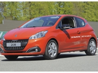 Peugeot 208 BlueHDi    