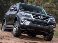     Toyota Fortuner  