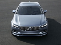  Volvo S90 -   