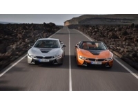  -    BMW i8 Roadster  i8 Coupe